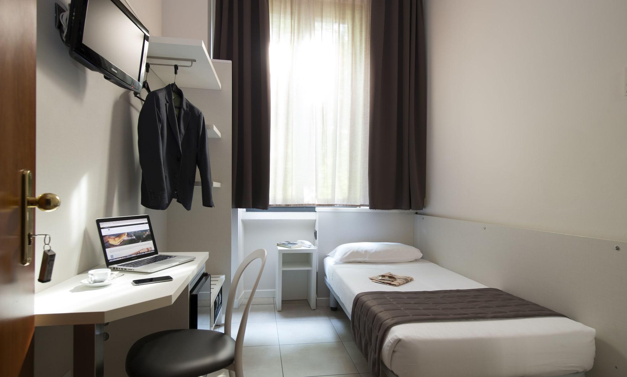 Hotel San Francisco Milano Esterno foto
