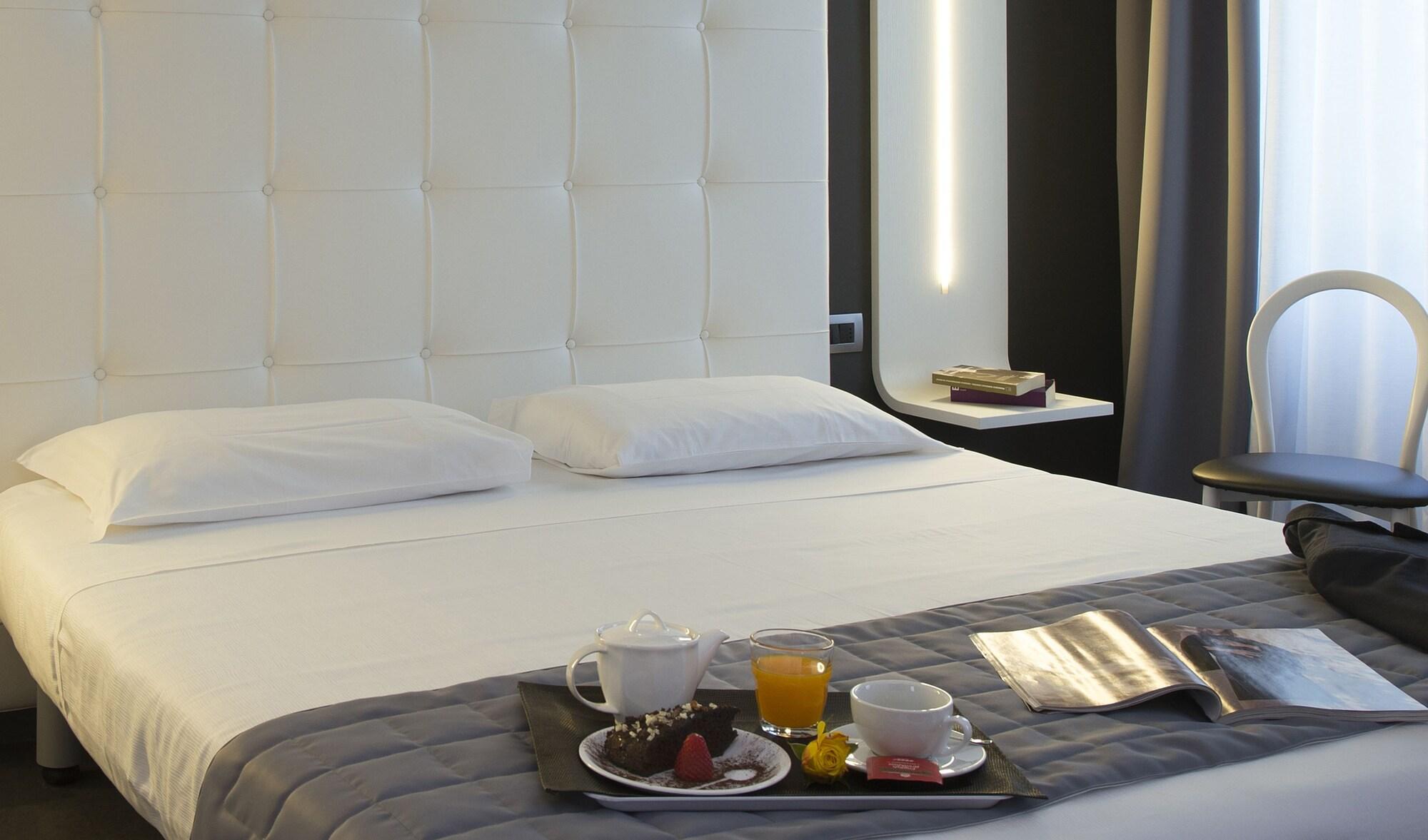 Hotel San Francisco Milano Esterno foto