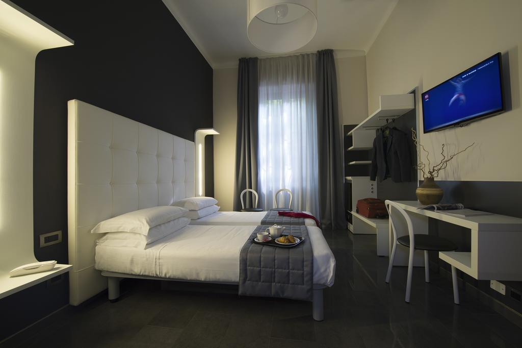 Hotel San Francisco Milano Esterno foto
